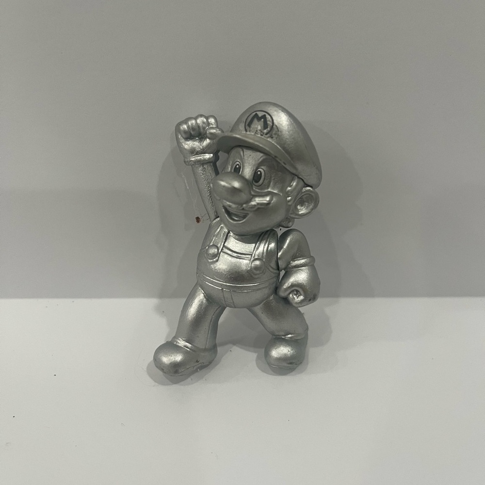 Super Mario and Luigi Action Figures - Picture 4 of 9
